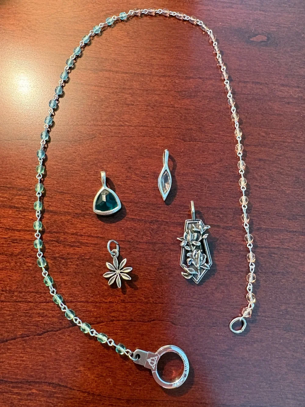 Air and Anchor Beaded Necklace with Four Interchangeable Charms Lot - Picture 4 of 11